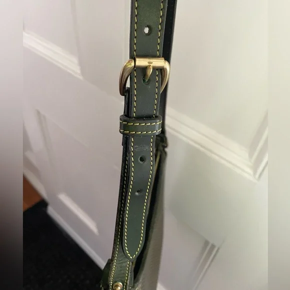 Dooney & Bourke Cabrio Green Perforated Zip Hobo Bag Purse - Picture 11 of 14